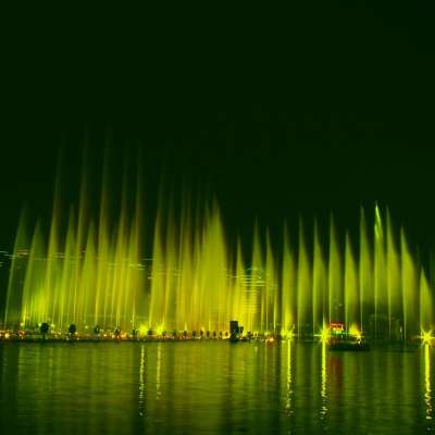 Lake MusicN Water Fountains